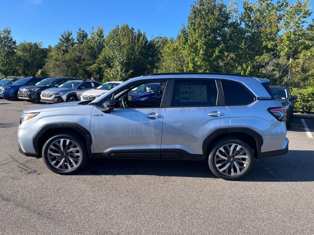 New 2026 Subaru Forester Touring AWD/4WD image 4