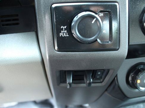 Used 2022 Ford F250 XL w/ Power Equipment Group AWD/4WD image 25