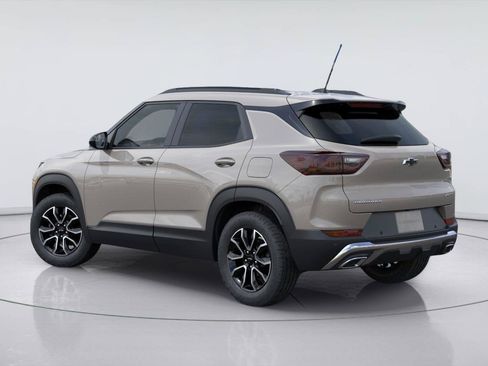 New 2026 Chevrolet TrailBlazer ACTIV w/ Convenience Package FWD image 3