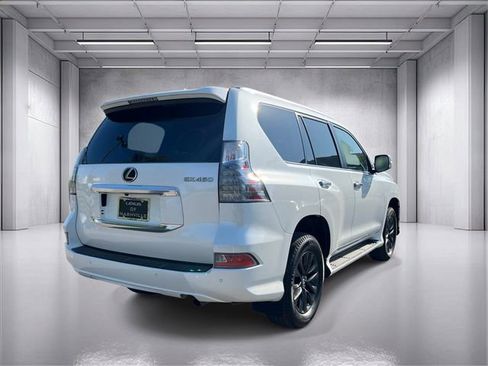 Used 2020 Lexus GX 460 Premium w/ Premium Package AWD/4WD image 3