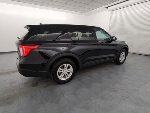 Used 2023 Ford Explorer XLT image 8