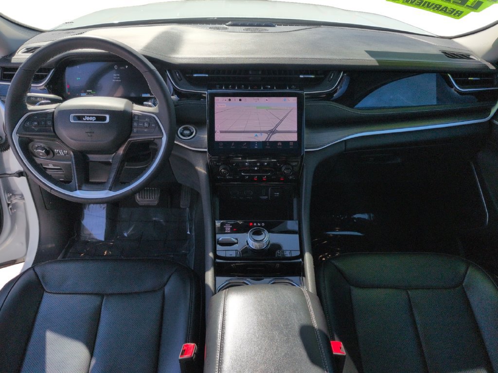 Used 2023 Jeep Grand Cherokee 4WD 4xe w/ Luxury Tech Group II image 11