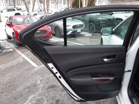 Used 2016 Acura TLX V6 image 26