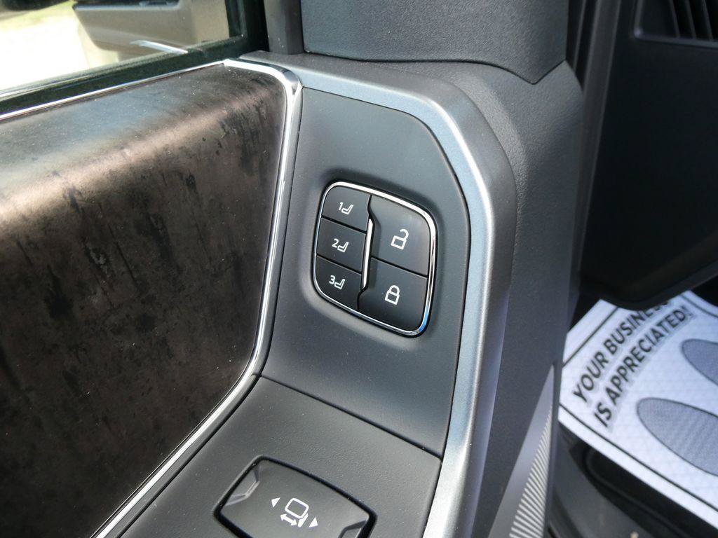 New 2027 Ford F250 Lariat AWD/4WD image 23