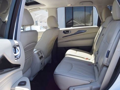 Used 2019 INFINITI QX60 Luxe w/ Essential Package image 22