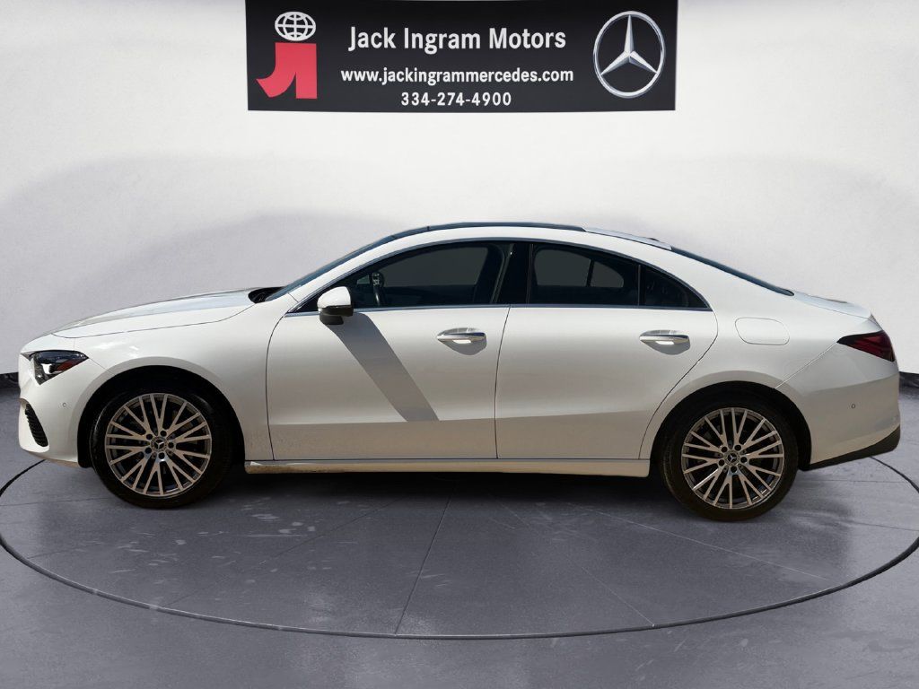 Used 2025 Mercedes-Benz CLA 250 image 2