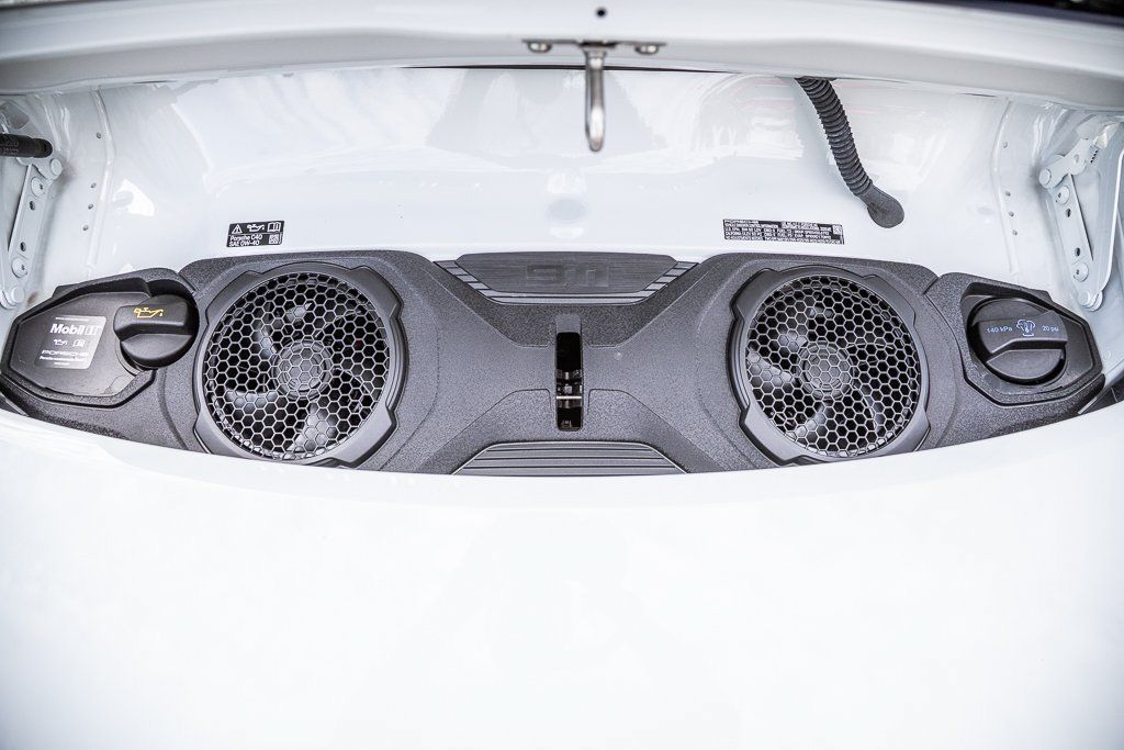 Certified 2025 Porsche 911 Carrera GTS RWD image 23