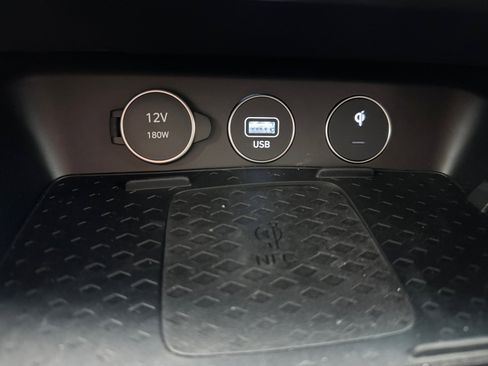 Used 2025 Genesis G70 3.3T Advanced w/ Sport Prestige Package image 31