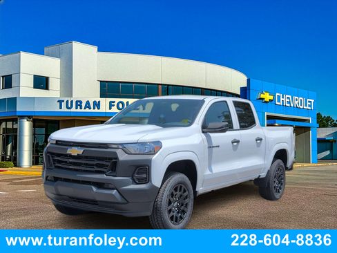 Used 2026 Chevrolet Colorado W/T w/ WT Custom Package RWD image 1