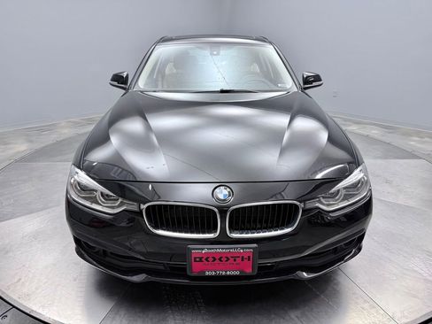 Used 2018 BMW 320i xDrive Sedan w/ Convenience Package image 2