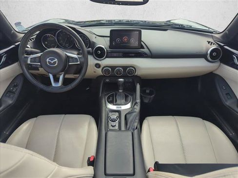 Used 2021 MAZDA MX-5 Miata RF Grand Touring RWD image 25