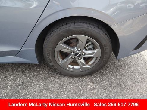 Used 2023 Kia K5 LXS FWD image 12