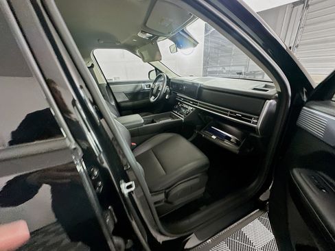 Used 2025 Hyundai Santa Fe SEL image 31