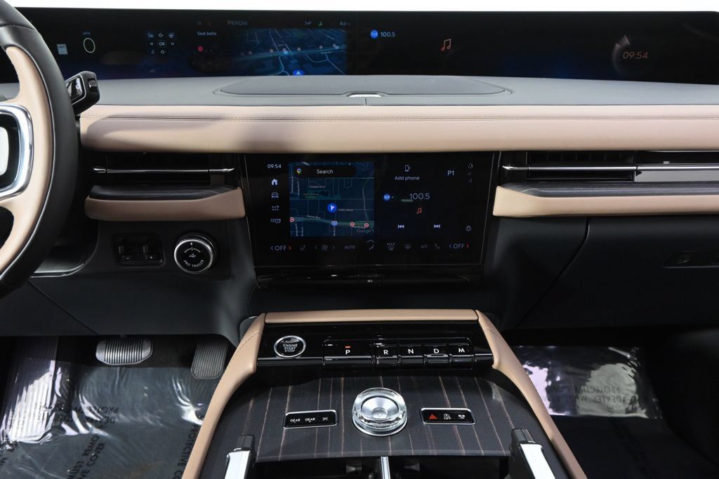 New 2027 Lincoln Navigator Black Label AWD/4WD image 27