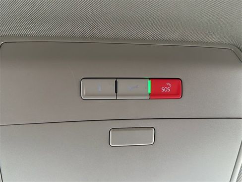 Used 2021 Volkswagen Atlas SE w/ Towing Package image 33