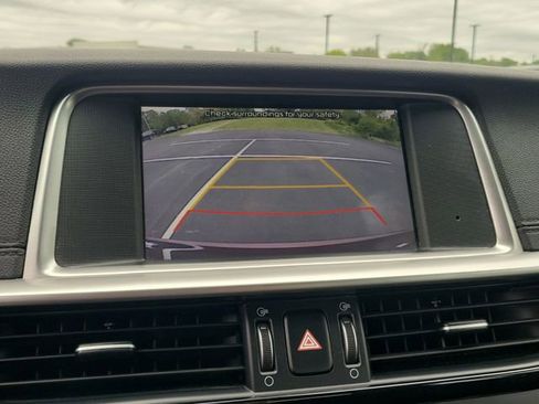 Used 2019 Kia Optima LX FWD image 23