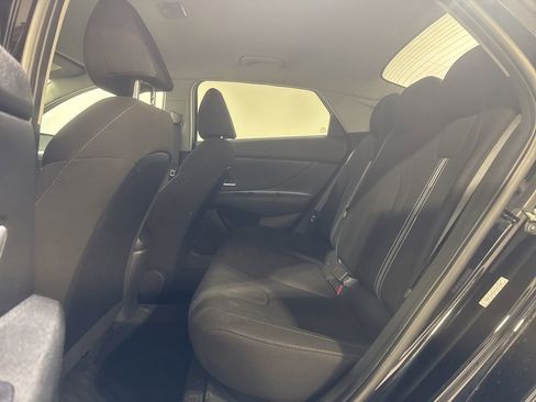 Used 2023 Hyundai Elantra SEL FWD image 21