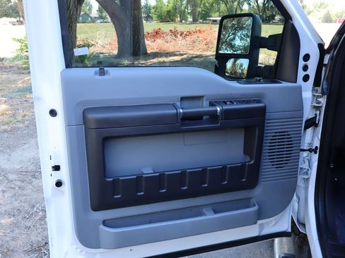 Used 2016 Ford F250 XL w/ Power Equipment Group AWD/4WD image 23