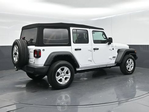 Used 2022 Jeep Wrangler Unlimited Sport AWD/4WD image 8