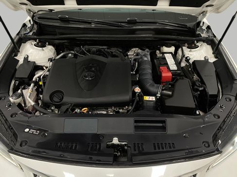 Used 2020 Toyota Avalon Limited w/ Advanced Safety Package FWD image 11