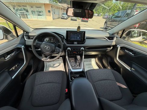 Used 2019 Toyota RAV4 XLE w/ Convenience Package AWD/4WD image 22