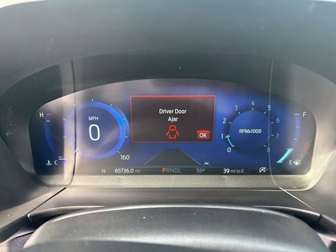 Used 2021 Ford Escape SEL w/ Technology Package image 17