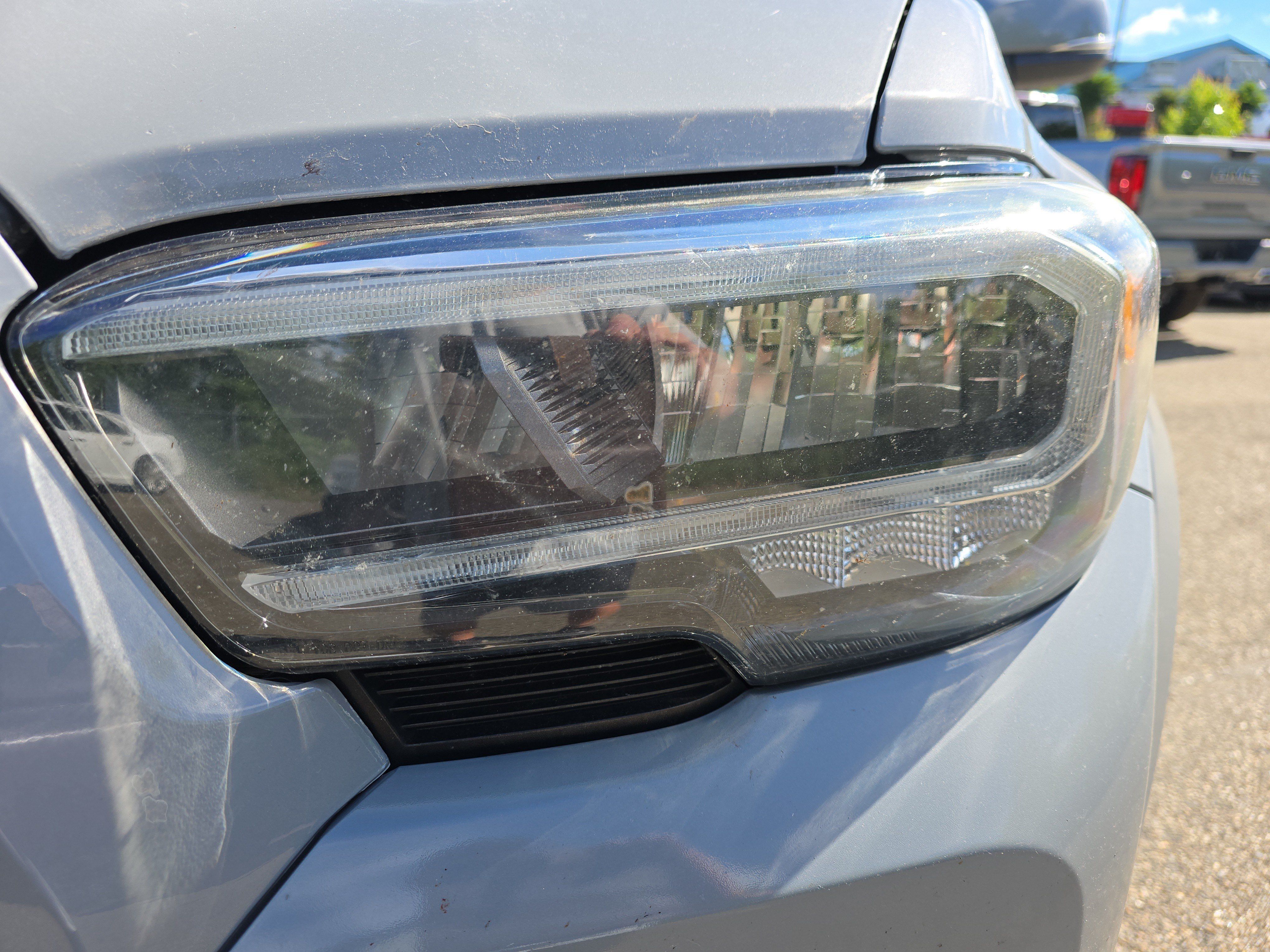 Used 2020 Toyota Tacoma TRD Sport w/ Technology Package AWD/4WD image 12