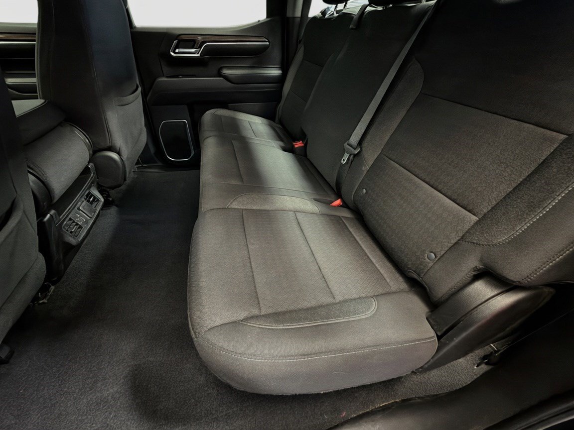Used 2022 Chevrolet Silverado 1500 RST AWD/4WD image 13