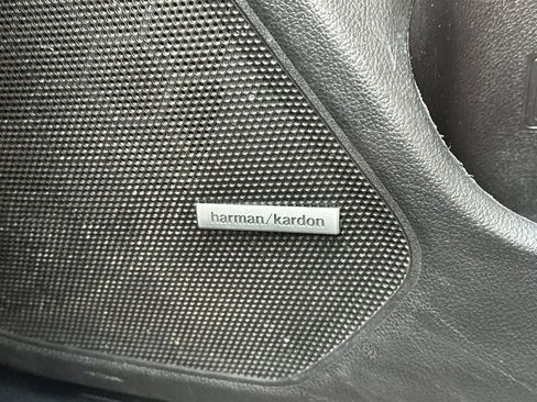 Used 2016 Subaru Legacy 2.5i Limited w/ Popular Package #4 image 20