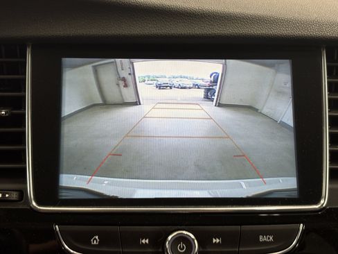 Used 2020 Buick Encore Preferred FWD image 15