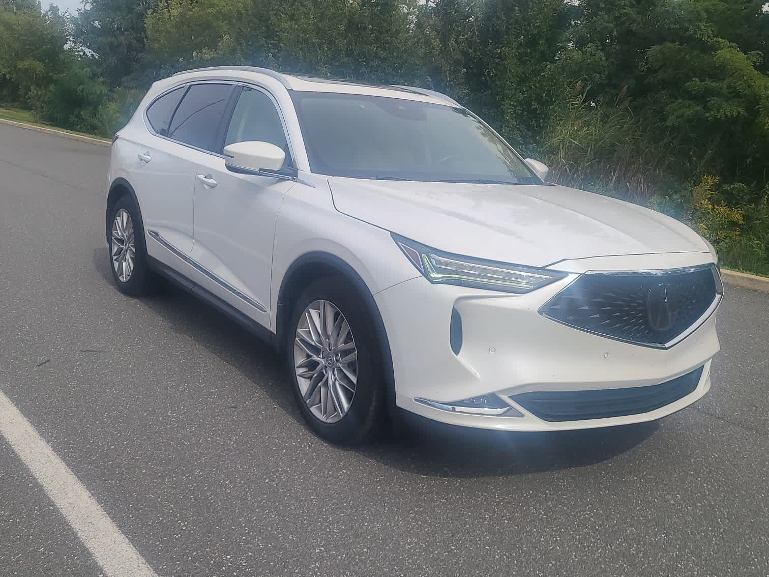 Used 2023 Acura MDX w/ Advance Package AWD/4WD image 3