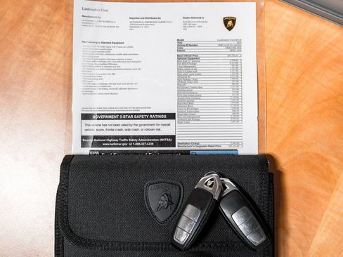 Used 2020 Lamborghini Urus AWD/4WD image 65