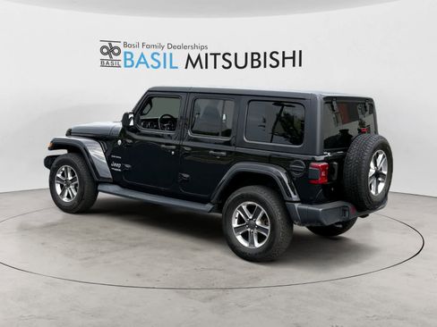 Used 2020 Jeep Wrangler Unlimited Sahara w/ Dual Top Group image 3