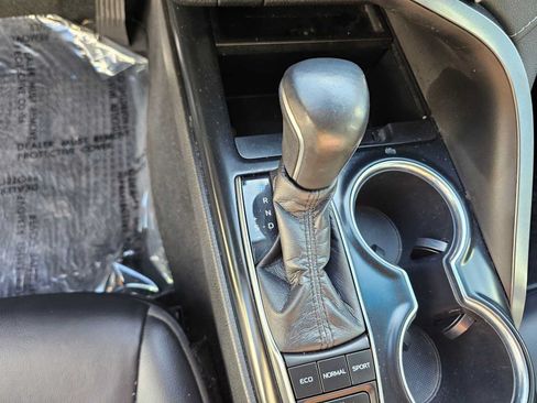 Used 2020 Toyota Camry XSE w/ Navigation Package FWD image 27