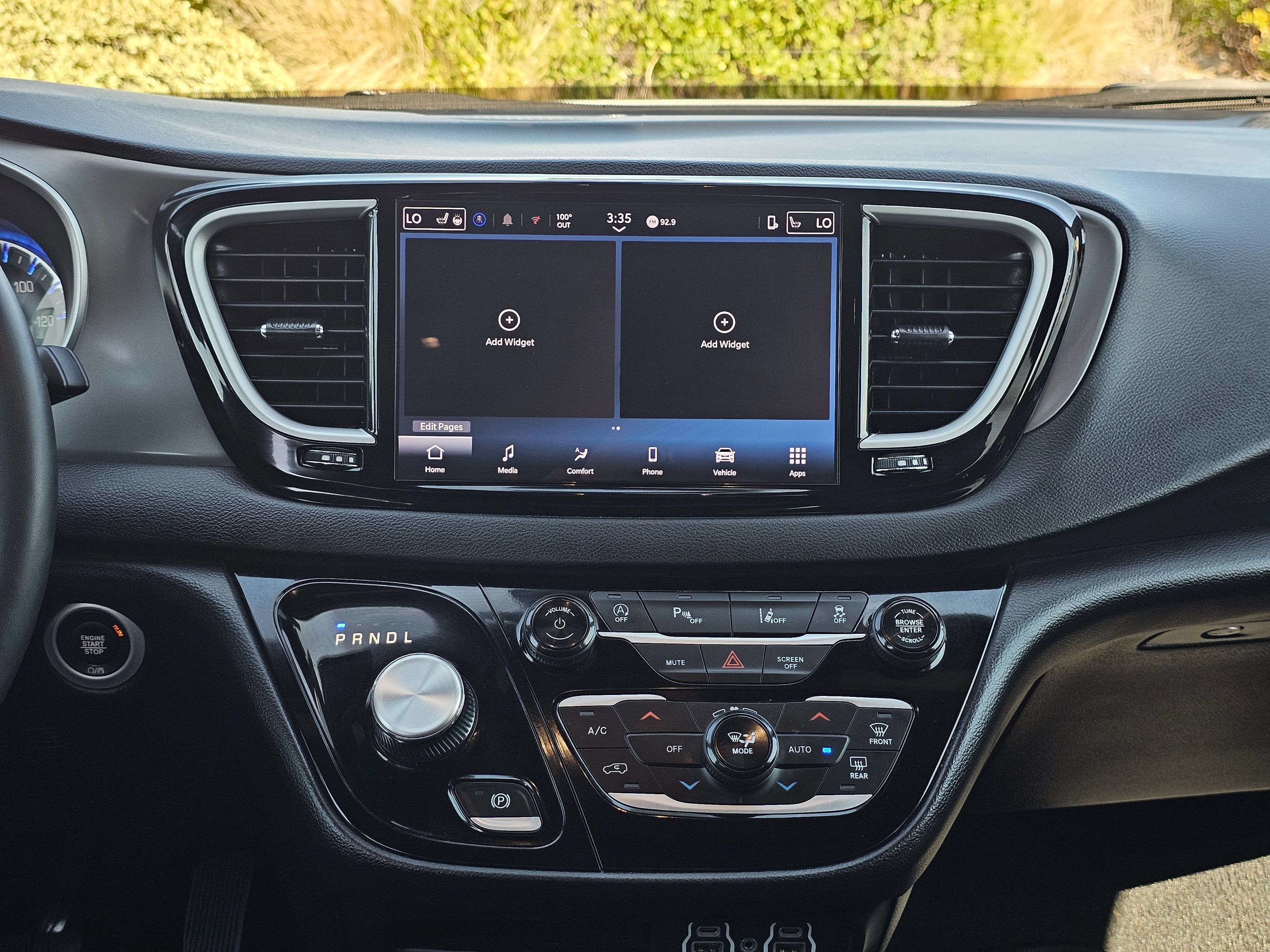 Used 2025 Chrysler Pacifica Select FWD image 26