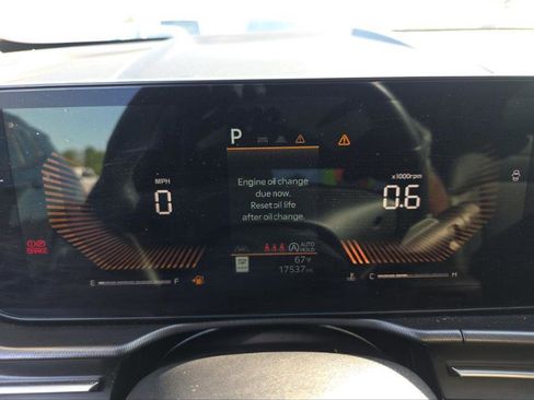 Used 2026 Kia Sportage EX image 5