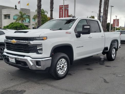Used 2026 Chevrolet Silverado 2500 LT w/ All Star Edition AWD/4WD image 34