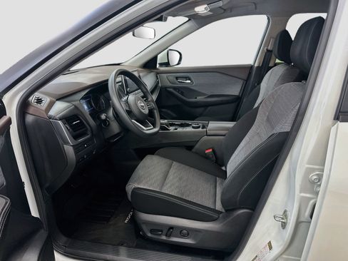 Used 2023 Nissan Rogue SV AWD/4WD image 13