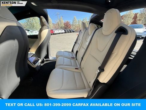 Used 2023 Tesla Model X image 34