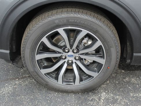 New 2026 Ford Explorer ST-Line AWD/4WD image 2