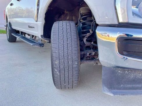 Used 2024 Ford F250 XLT image 17