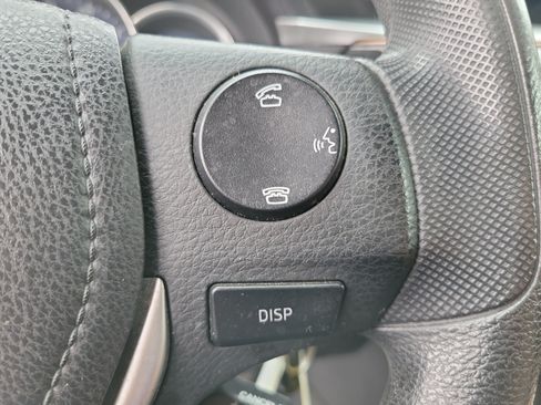 Used 2014 Toyota Corolla LE FWD image 22