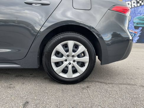 Certified 2025 Toyota Corolla LE AWD/4WD image 10