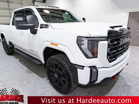 Used 2024 GMC Sierra 2500 AT4 w/ AT4 Premium Plus Package image 6