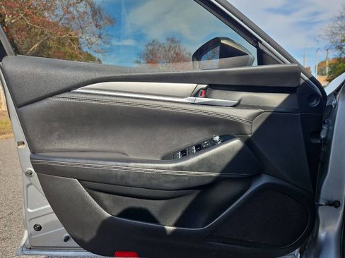 Used 2018 MAZDA MAZDA6 Touring image 12