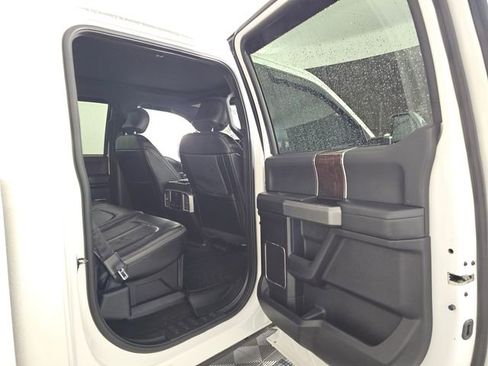 Used 2017 Ford F350 Platinum w/ Platinum Ultimate Package image 17