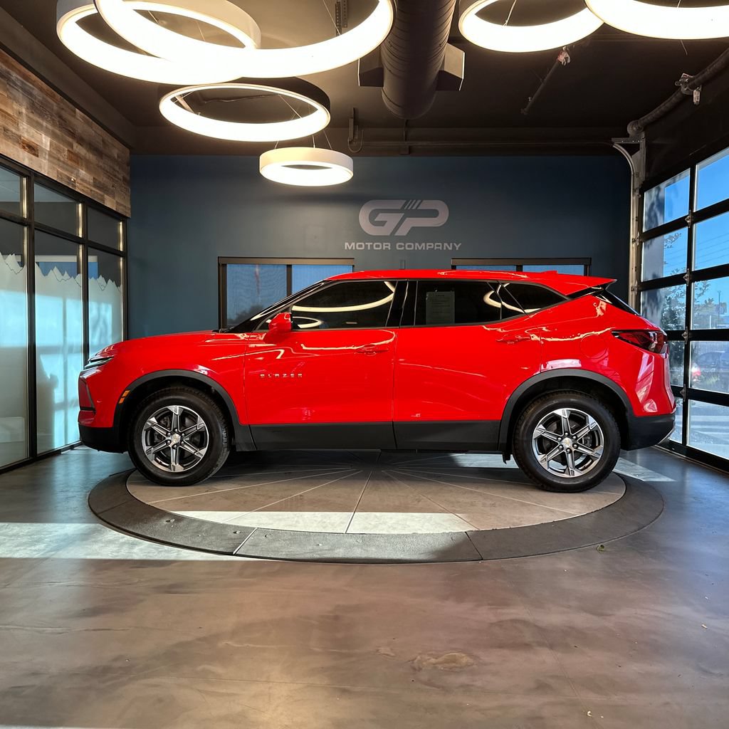 Used 2024 Chevrolet Blazer LT AWD/4WD image 6