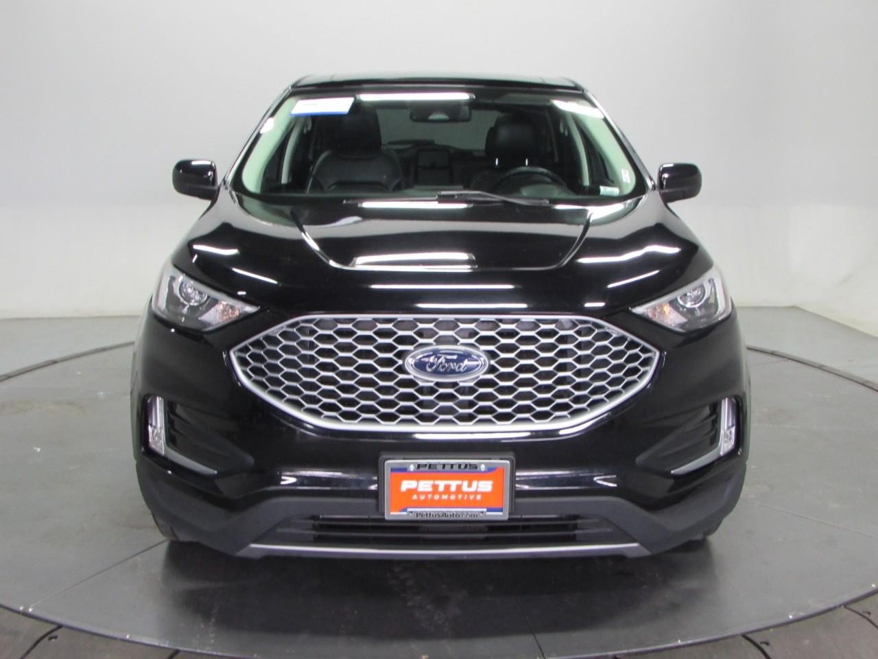 Used 2024 Ford Edge SEL w/ Convenience Package AWD/4WD image 2
