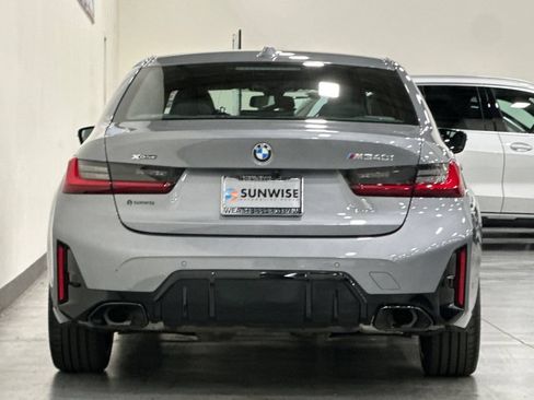 Used 2023 BMW M340i xDrive w/ Premium Package AWD/4WD image 5
