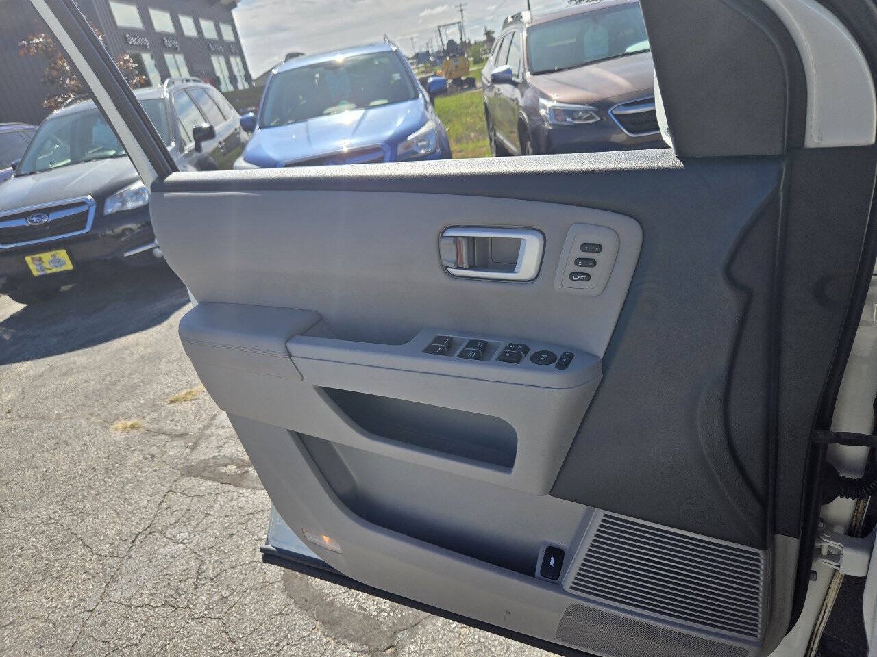 Used 2015 Honda Pilot Touring image 29